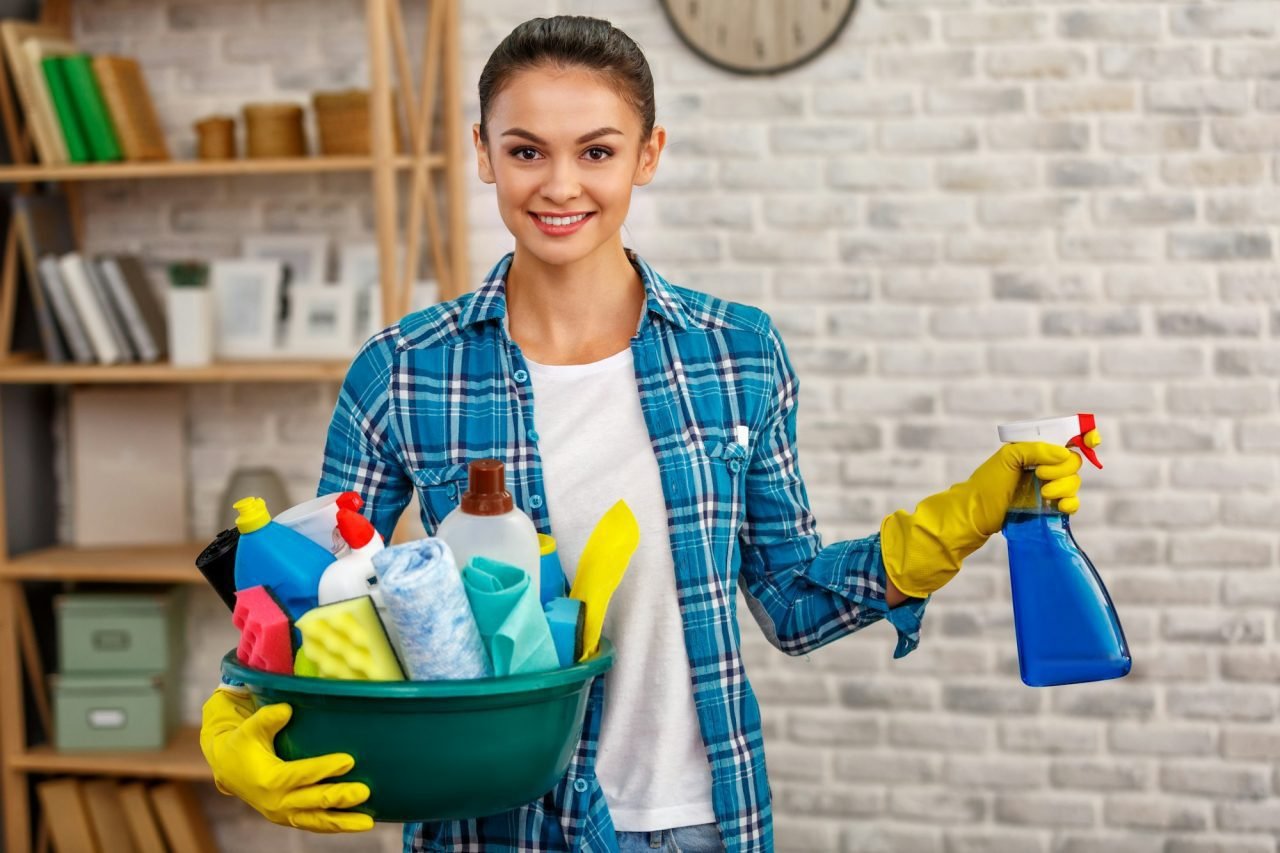 Servicios de limpieza y mantenimiento